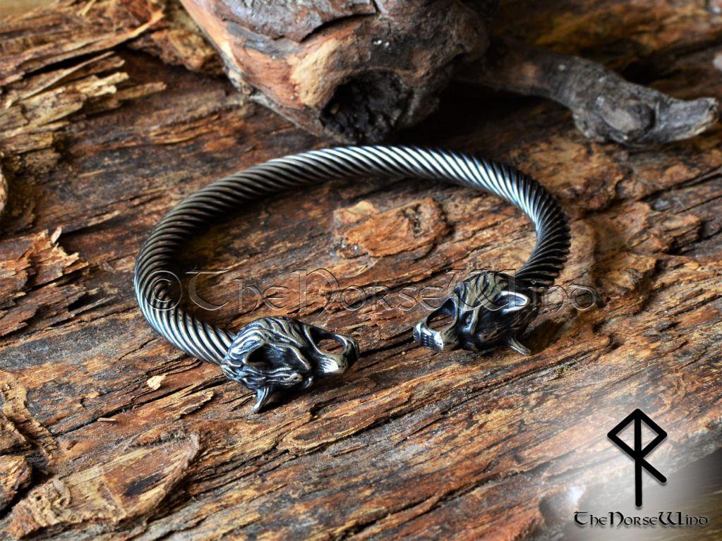 Large Twisted Silver Arm Ring With Gotlandic Dragon Heads